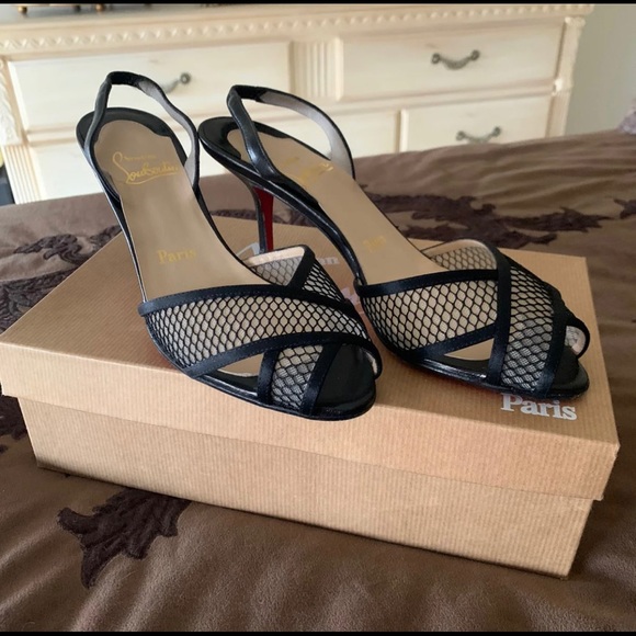 Christian Louboutin Shoes heels $995 Authentic - Picture 3 of 6